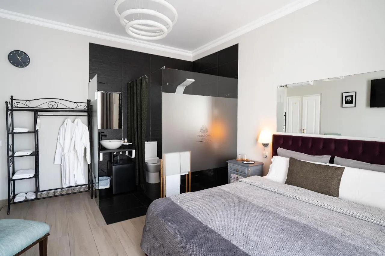 Pensionat Downtown Loule Hotell