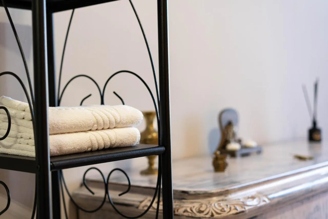 Guest house Downtown Loule Hotel